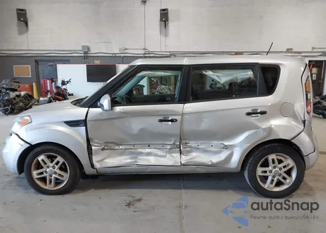 2010 Kia Soul + из США, поврежденный, VIN KNDJT2A24A7703021